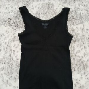 Brandy Melville Elegant Black Camisole with Lace Trim